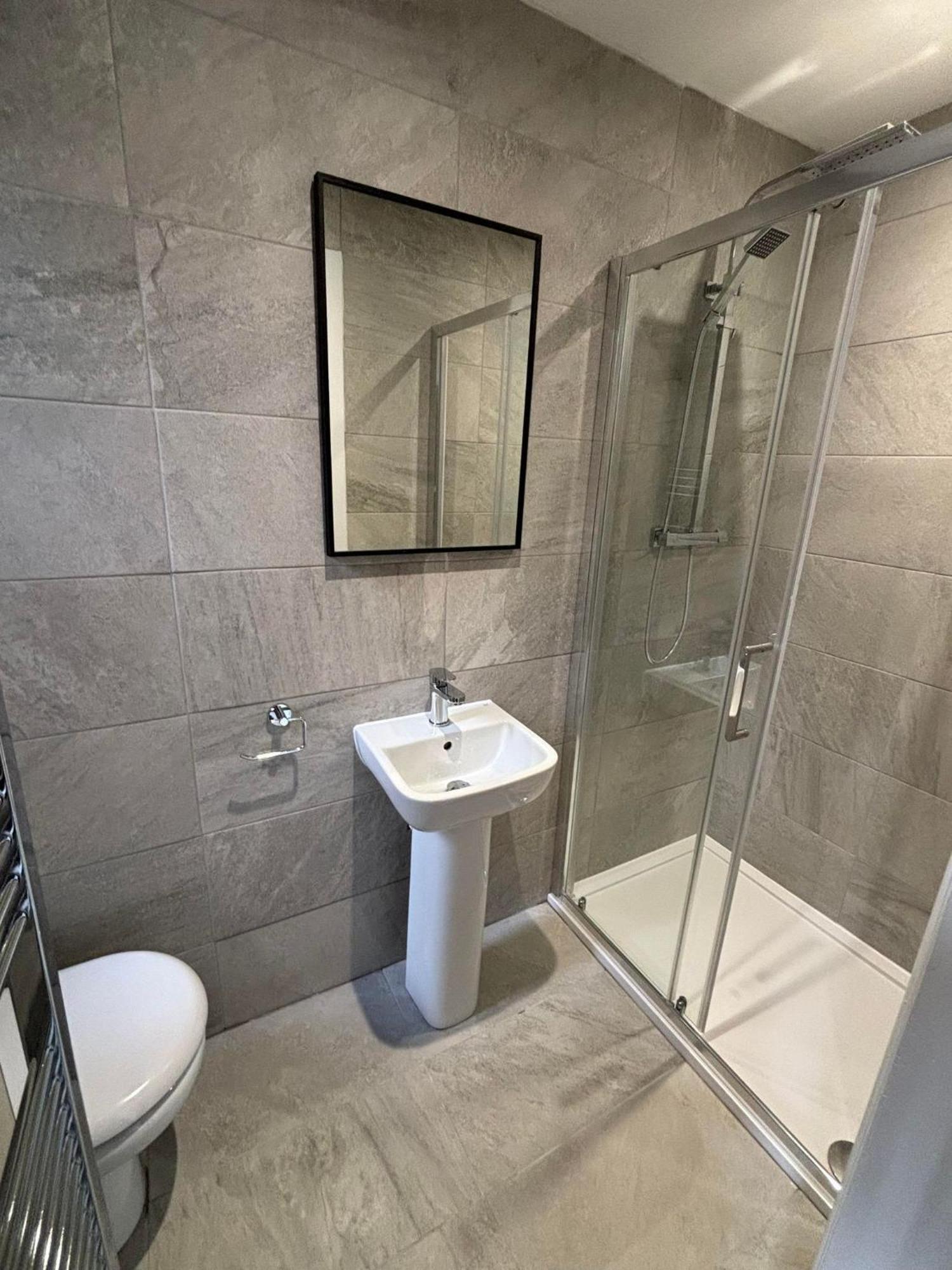 Centre Flat Ivi Apartment